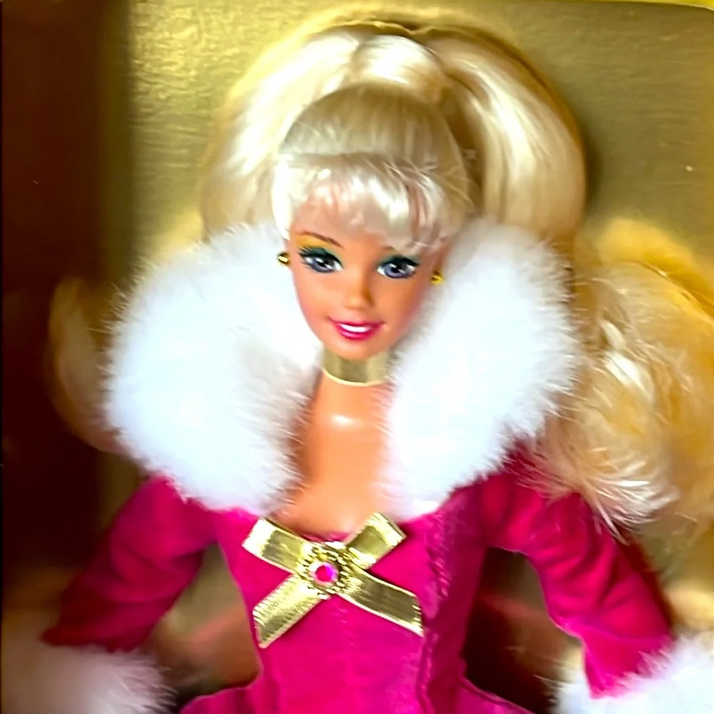 Winter Rhapsody Barbie - Picture 2 of 5